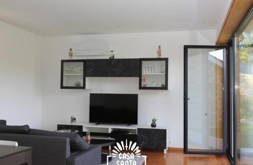Linhares de Cima House | Casa Santa Marinha