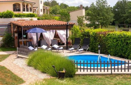 Oprtalj Villa | Casa Sara and Sasha near Motovun with private pool - pet friendly truffle paradise