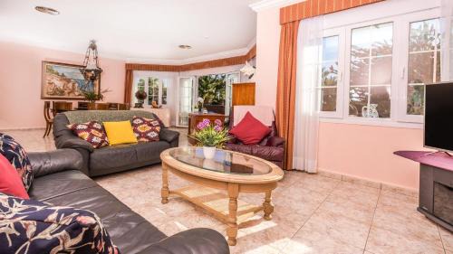 Montgo de Toscamar Villa | Casa Semesa