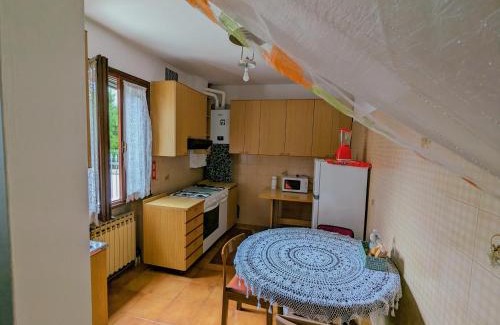 Carpenedo Apartment | Casa singola con spazio auto e giardino