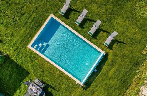 Famalicao House | Casa Sol - Private Pool with a Large Garden