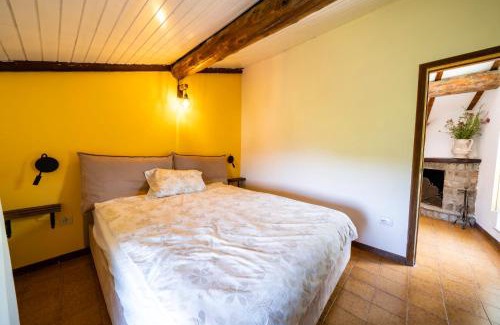 Casola in Lunigiana Apartment | Casa Soleggiata