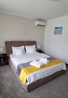 Tirgu Jiu House | CASA SONIA