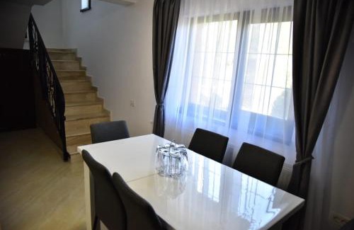 Calimanesti House | Casa Sophia Maria Caciulata
