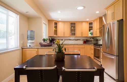 Deer Park House | Casa St. Teresa in Beautiful St. Helena