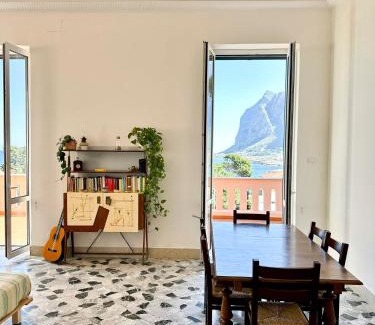 Sferracavallo Apartment | Casa Stella Splendida Villa sul Mare