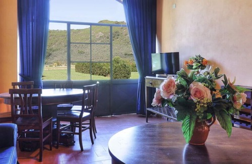 Calci Apartment | Casa Stemma 1 - Agriturismo Rosselmini | Historic residence in Tuscany