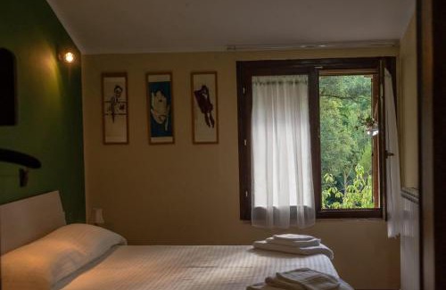 Lidarno House | Casa sul fiume con giardino e terrazza