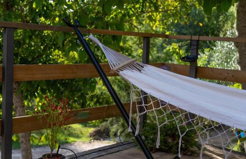 Lidarno House | Casa sul fiume con giardino e terrazza