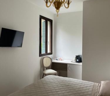 Castello House | Casa sulla Laguna CASTELLO