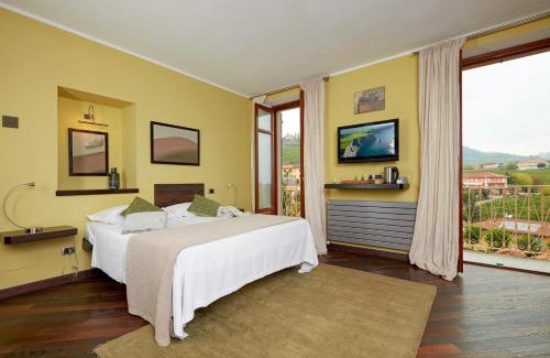 Barolo Bed & Breakfast | Casa Svizzera Agriturismo