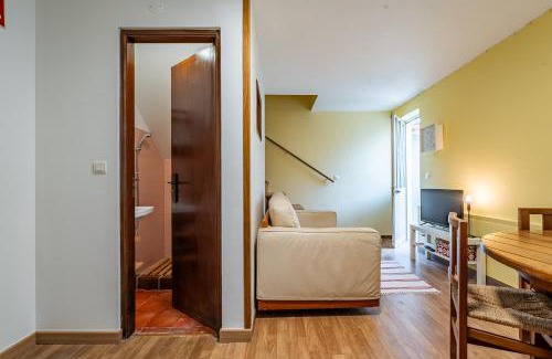 Vila Praia de Ancora Apartment | Casa Típica com Alma e Mar