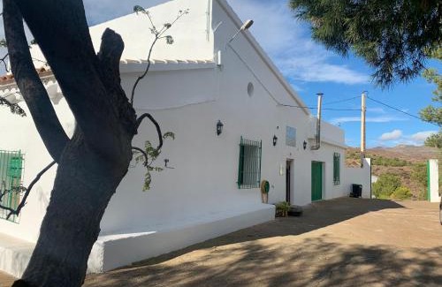 Taberno House | Casa Teatro Raices
