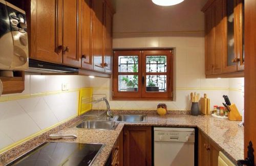 Horta de Sant Joan Apartment | Casa Templers