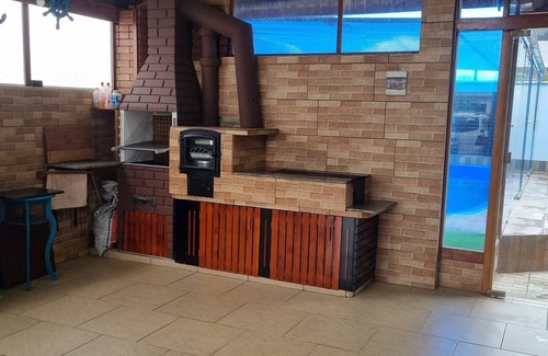 Guaratuba House | Casa tia Ana, 3 storey house 250 m from coroados beach, house with indoor pool