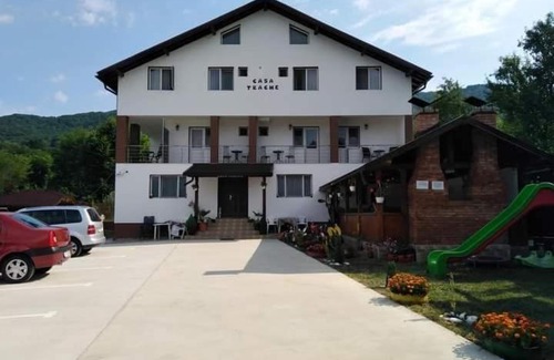Calimanesti House | Casa Trache