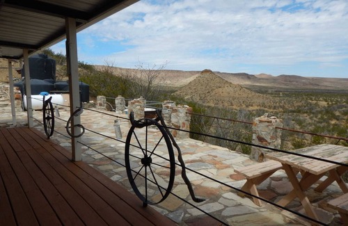 Alpine House | Casa Tranquilla: Scenic Solar and Wind Powered Home