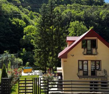 Bratca Villa | Casa Trei Brazi Bratca