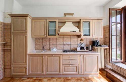 Runaz Apartment | Casa Tua - Avise