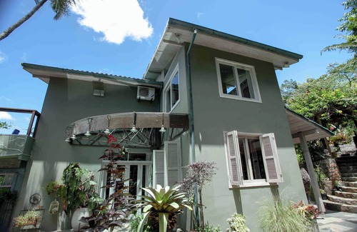 Lagoa da Conceicao House | Casa Tucano a house in nature with spectacular views