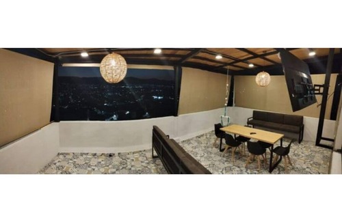Calzada Madero Apartment | Casa Tulipanes Depa1 Cèntrico!