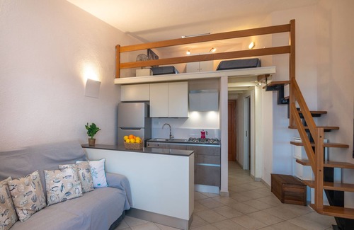 Li Cuncheddi Apartment | Casa Turchese With Sea View, Murta Maria, Italy