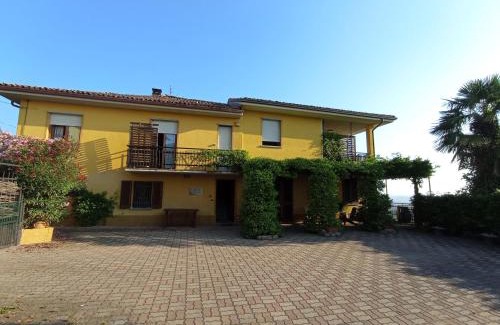 Calosso Apartment | Casa vacanza il colle del vento