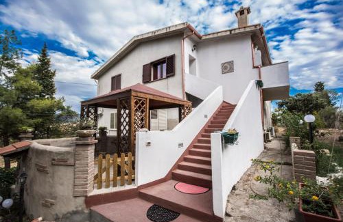 Domusnovas House | Casa Vacanza il Mandorlo