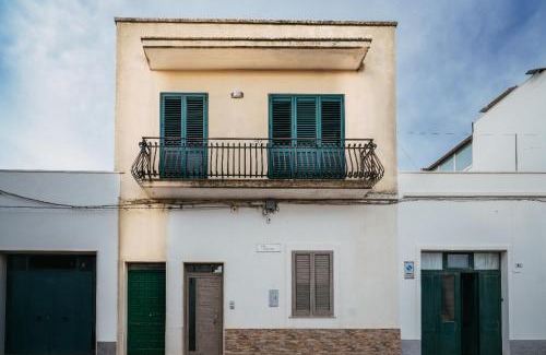 Leverano House | Casa vacanza V M