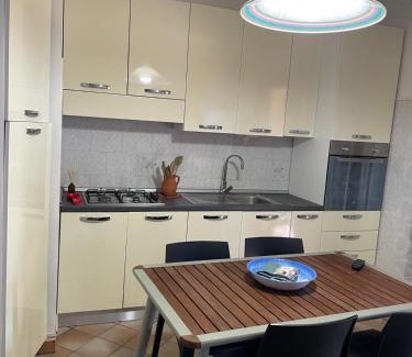 Torre dei Corsari House | Casa Vacanza Violet 2