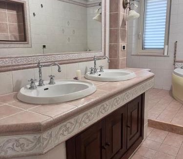 Cappelle sul Tavo Apartment | Casa vacanze Carducci