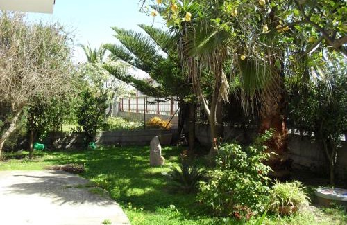 Carbonia Bed & Breakfast | Casa Vacanze"Il Bouganville"