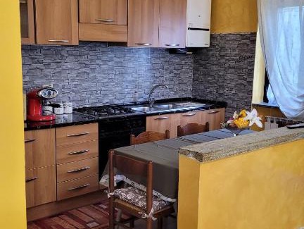 Mombarcaro Apartment | Casa vacanze