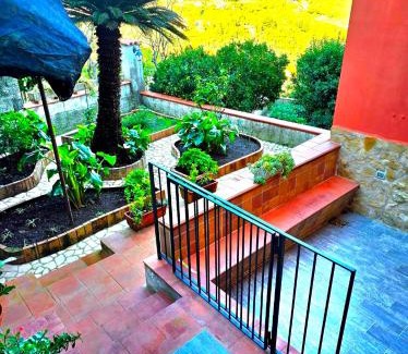 Dragonea Apartment | Casa Vacanze "L'Oasi" Amalfi Coast