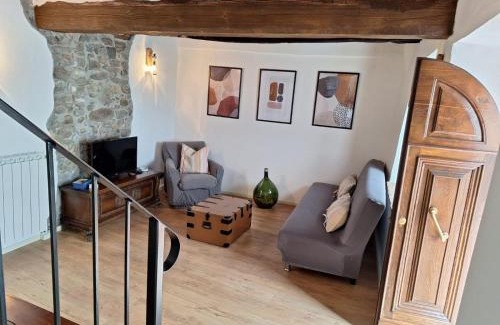 Mologno Apartment | Casa Vacanze La Barca