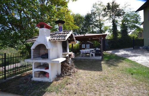 Castel di Casio Apartment | Casa Vacanze Mingos Lodio di Là
