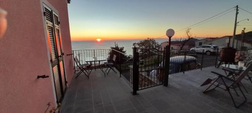 Vernazza House | Casa vacanze Osvaldo