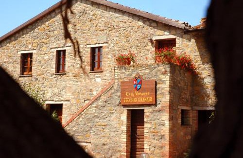 Collesanto House | Casa Vacanze Vecchio Granaio