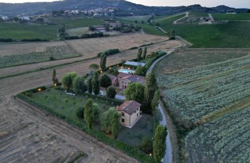 Collesanto House | Casa Vacanze Vecchio Granaio