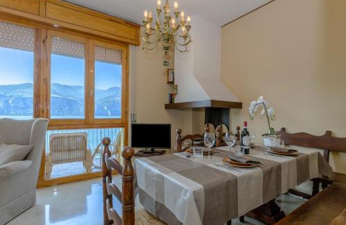 Cassone House | Casa Val di Sogno - Happy Rentals