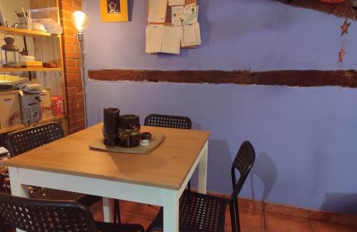 Salvacanete Apartment | Casa Valentina, segundo piso y La buhardilla, tercer piso