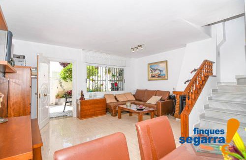 El Roc de Sant Gaieta House | Casa Vicente