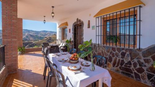 Almachar Villa | Casa Villalba Almachar by Ruralidays