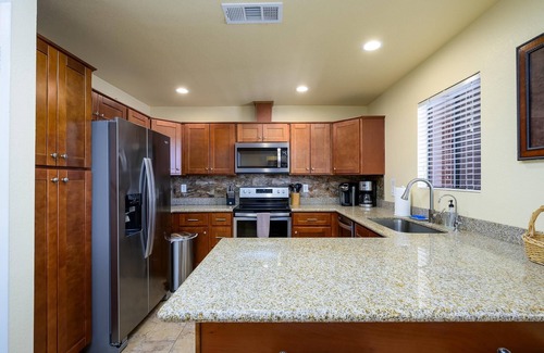 Paradise Valley Village Condo | CASA WILLOW-Anasazi Village- Updated condo
