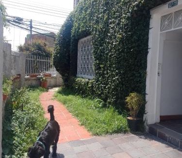Barrios Unidos House | Casa Yolo Bogotá