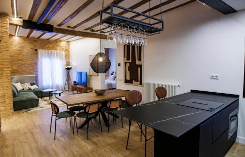 Logrono Historic Centre Apartment | Casa Zarcillo