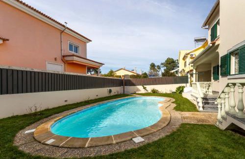 Corroios Villa | Casa Ze da Cotta Marisol