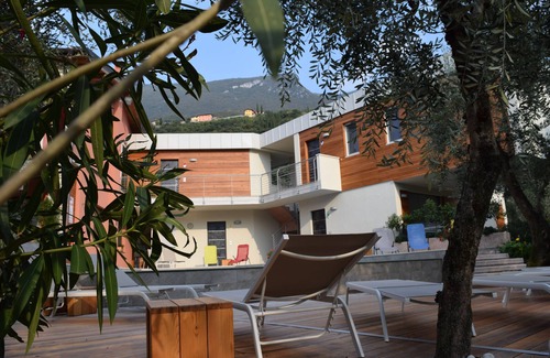 Campagnola Apartment | "CASABANA "App.GIRASOLE with private garden -top pool 023045-LOC-00051
