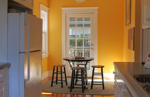 Old Town Historic District House | Casablanca Cottage - 1/2 block to Queen Street - Pet friendly, 3 bedroom 3 bath