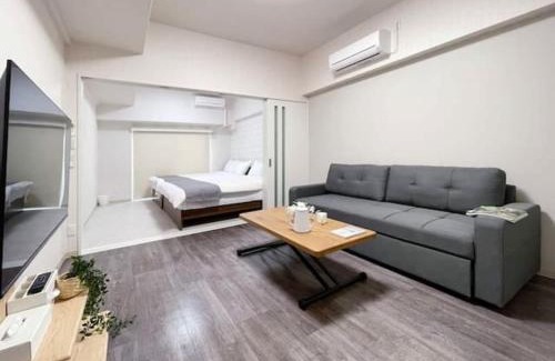 Hiroshima City Centre Apartment | Casaen - Modern 1 BR near Hondori District for 6 Ppl